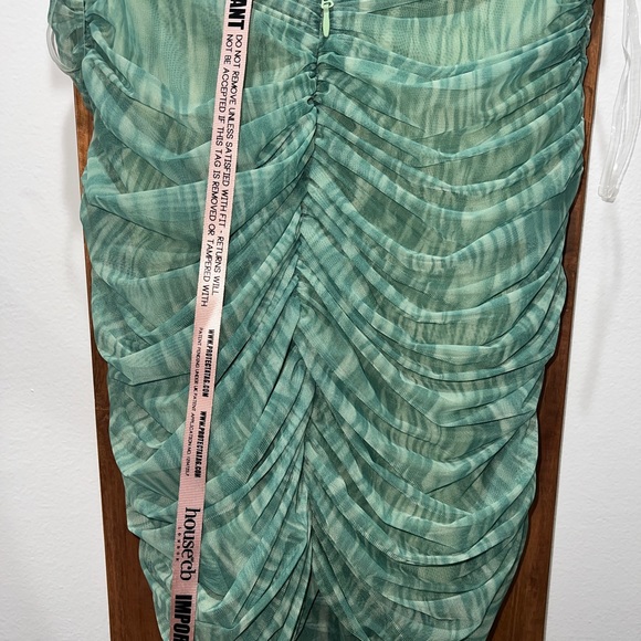 House of CB Aubrey Ivy Print Ruched Mesh Mini Skirt - Picture 14 of 15